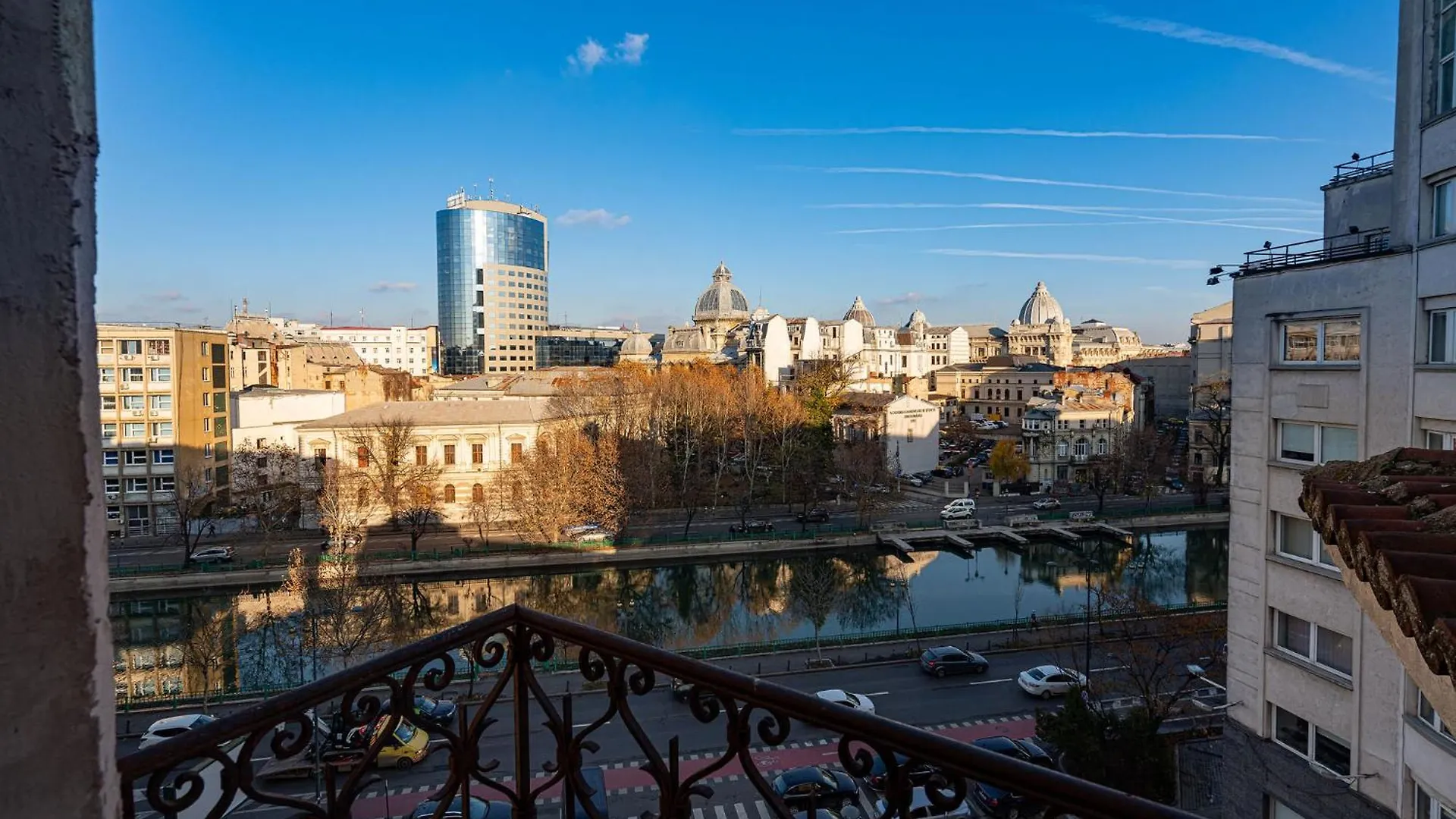 Golden View - Breathtaking Location - City Center Bükreş Romanya